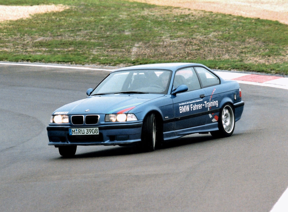 Alpina B6
