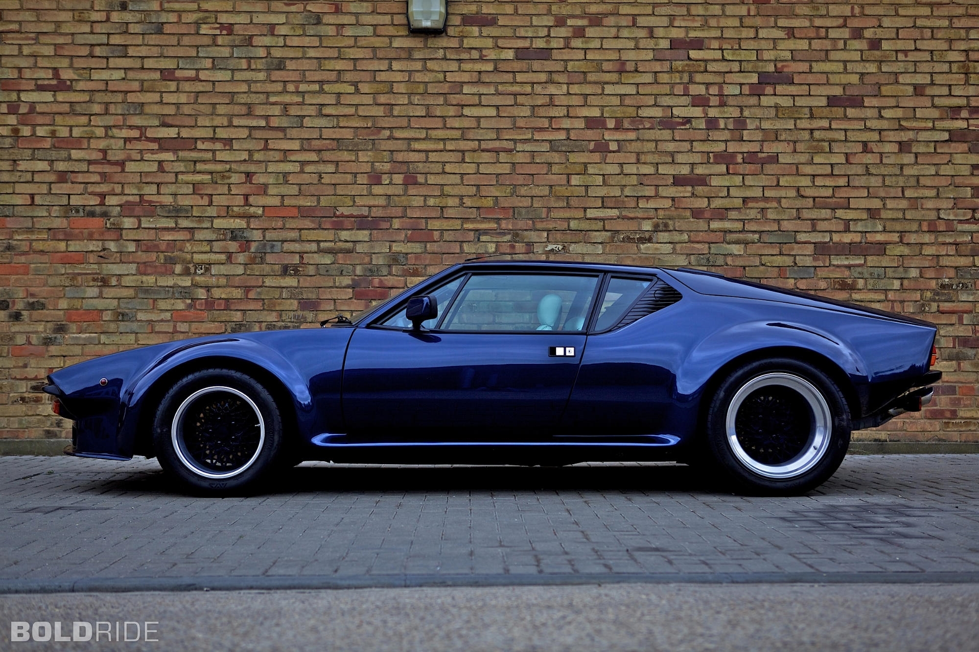De Tomaso Pantera