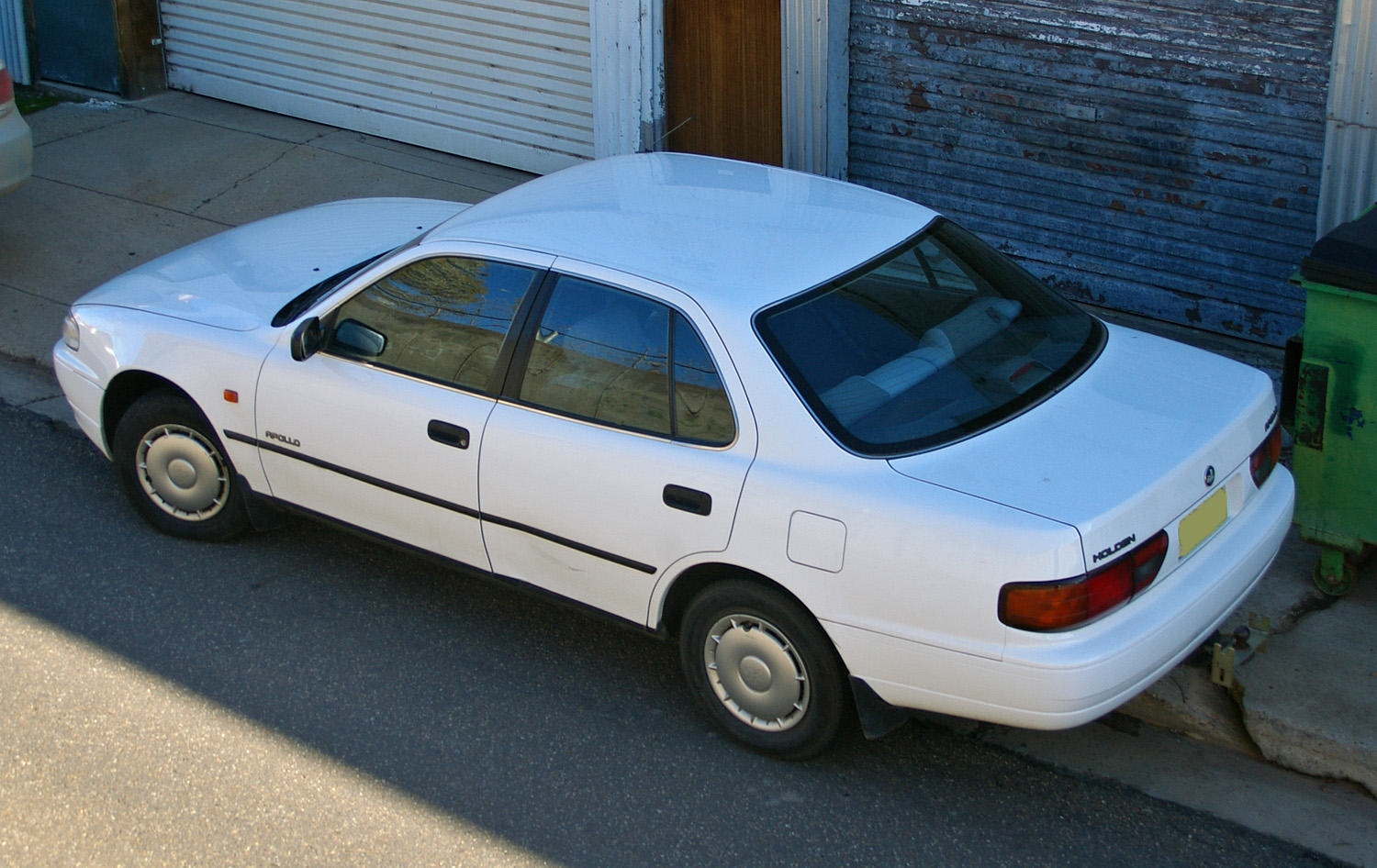 Holden Apollo