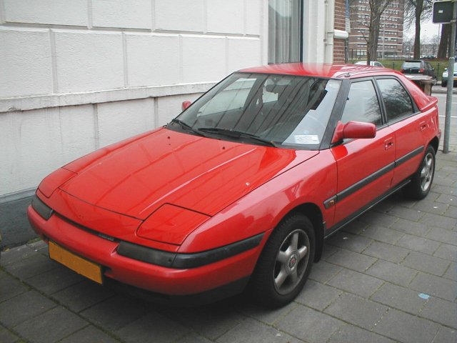 Mazda 323