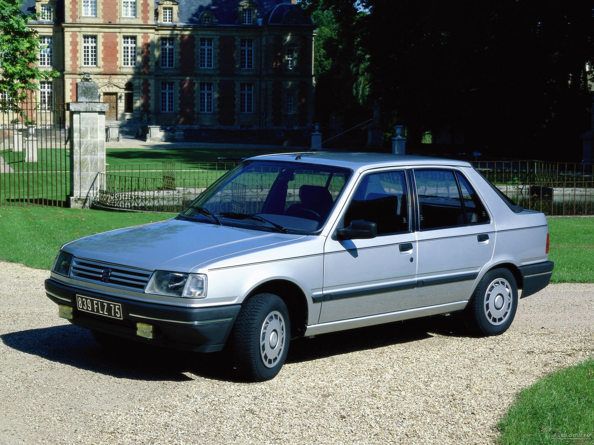 Peugeot 309