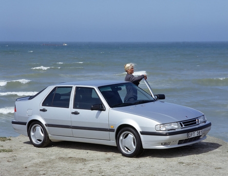 Saab 9000
